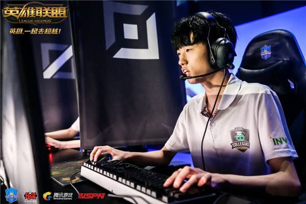 英雄联盟队主教练发声，誓言带队登顶