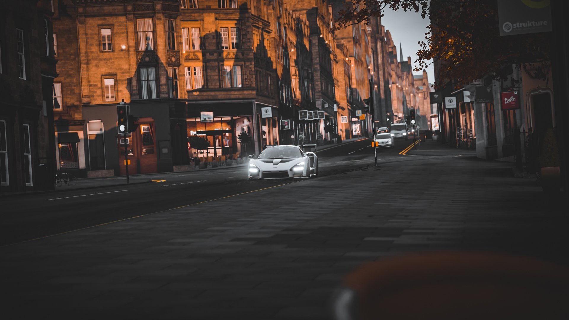 从南非到塞维利亚，F1新赛季揭幕战，一场跨越时空的硬仗叙事