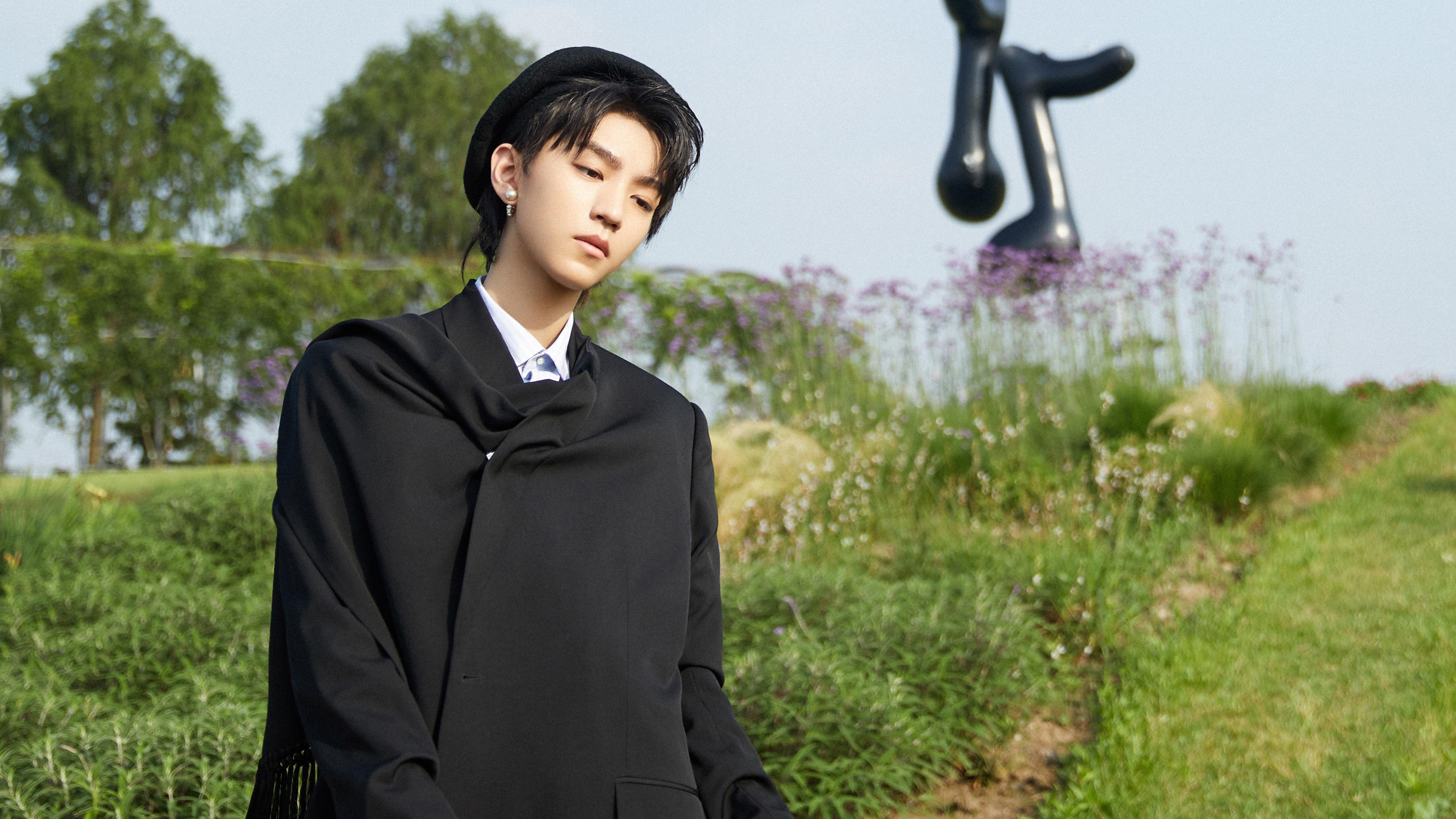 同一片星空下的双子星，死神镰刀未老，魔术师已奏响新时代序曲