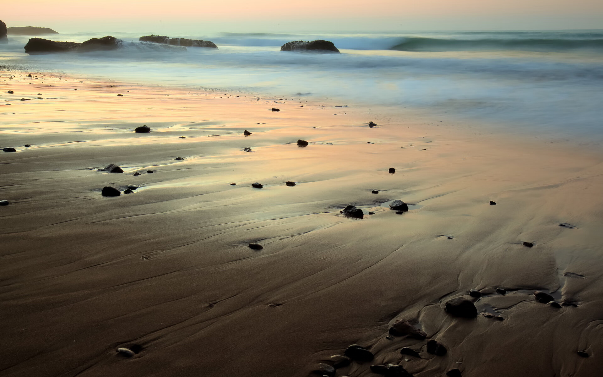 终场哨响前，一记倒挂金钩穿过篮网